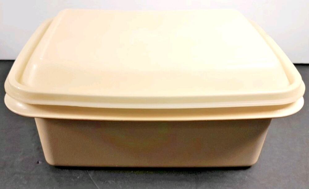 Vintage Tupperware Ice Cream Keeper 1254 Bottom Almond 1255 Lid Seal